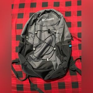 Columbia black & gray backpack 🎒